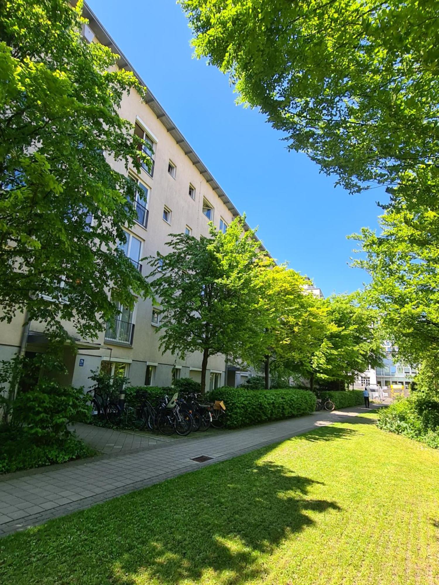 Ridler Theresienwiese, Parking & Rooftop Terraces 2 Room München Ngoại thất bức ảnh
